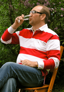 "Kippis", sanoi puheenjohtaja Timo ja visioi lisää